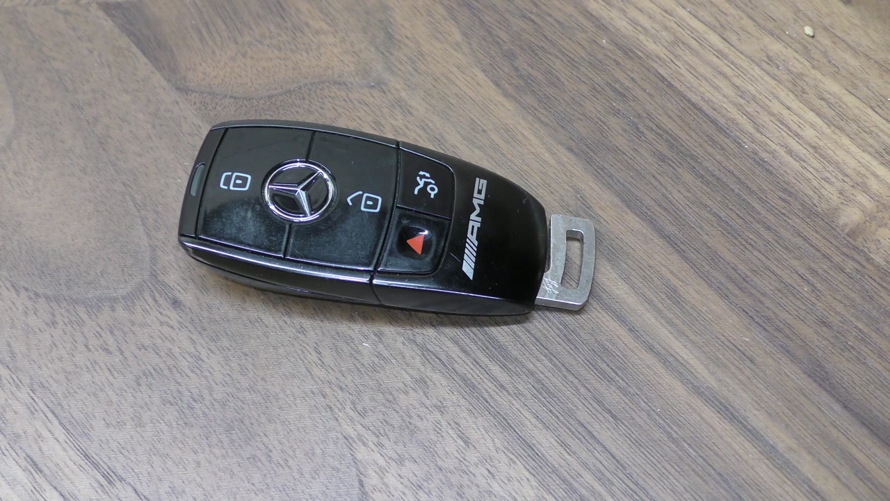 Black AMG Mercedes key fob battery replacement - EASY DIY
