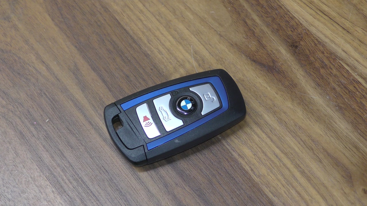 BMW 5 Series Key Battery Replacement (2011-2017) - E60 Fob Remote