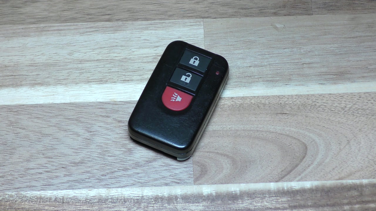 2003 2004 INFINITI FX35 FX45 Key Fob Battery Replacement - EASY DIY
