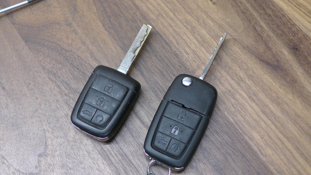 Pontiac G8 Key Fob Battery Replacement - EASY DIY