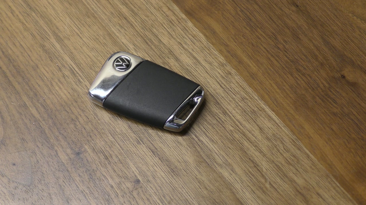 (UK) VW Arteon ⧸ Passat B8 Key Fob Battery Replacement - EASY DIY