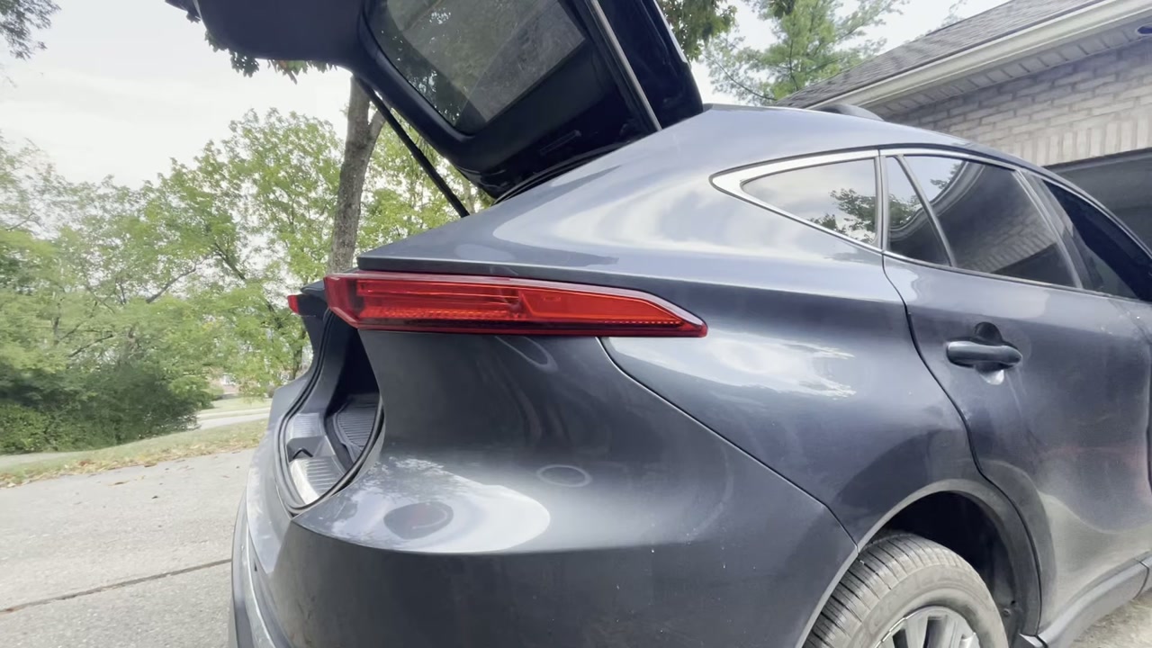 Toyota Squealing Lift Gate - EASY DIY FIX