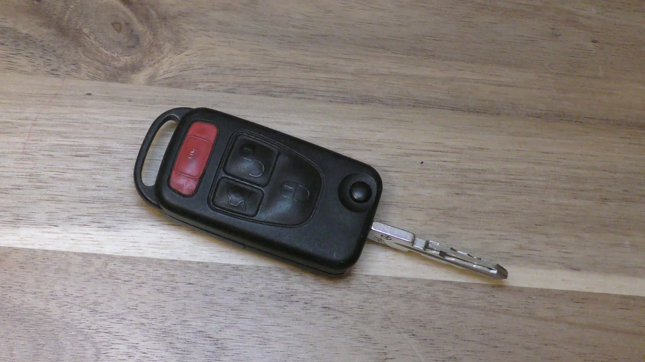 Mercedes Benz Key Fob Battery replacement - DIY
