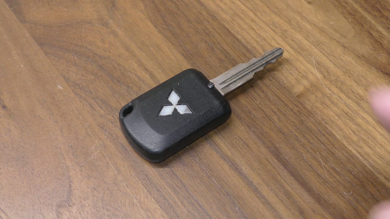 Mitsubishi Mirage ⧸ Outlander Key Fob Battery Replacement - EASY DIY