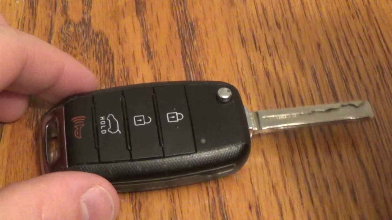 DIY KIA - How to change SmartKey Key fob Battery on Kia Forta