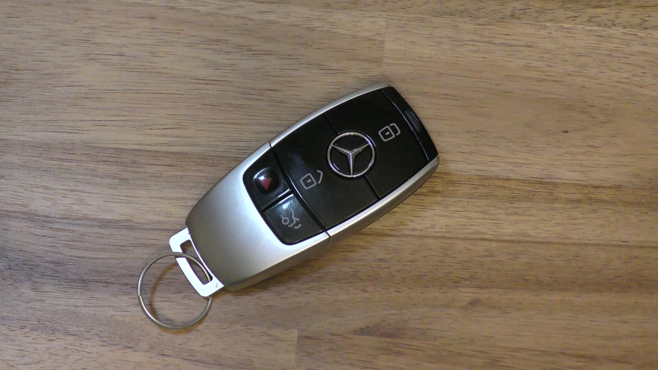Mercedes Benz Key Fob Battery Replacement ⧸ Change - DIY
