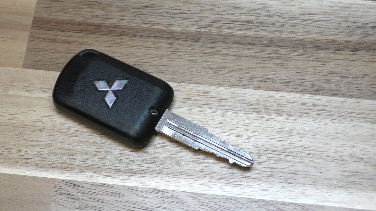 Mitsubishi Key Fob Battery Replacement - EASY DIY