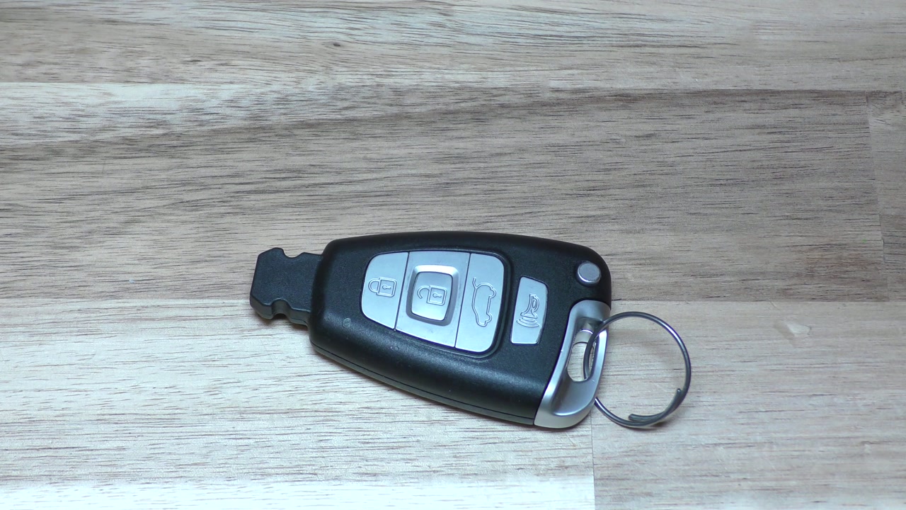 Hyundai Veracruz Key Fob Battery Replacement - EASY DIY