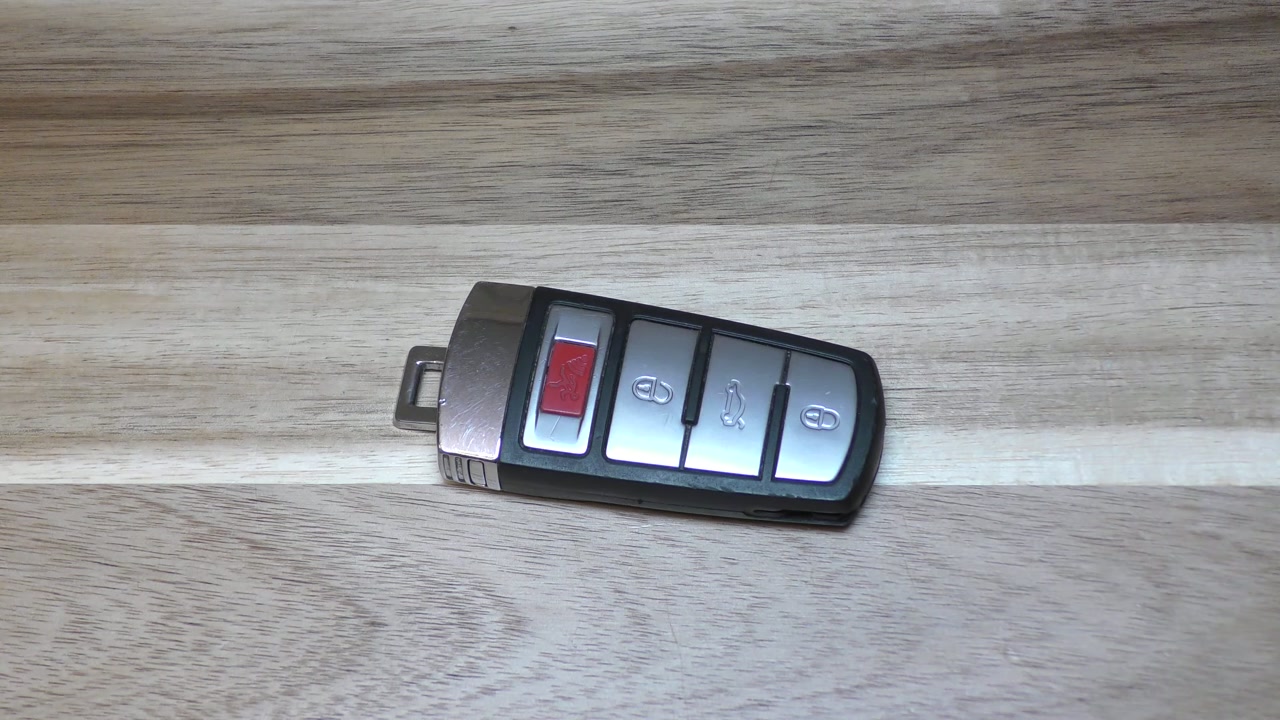Key Fob VW Passat ⧸ Magotan Battery Replacement - EASY DIY