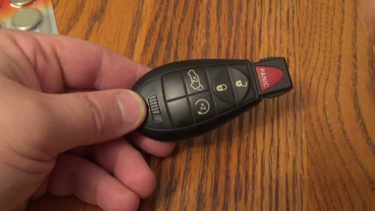 DIY JEEP - How to change SmartKey Key fob Battery on Jeep Cherokee