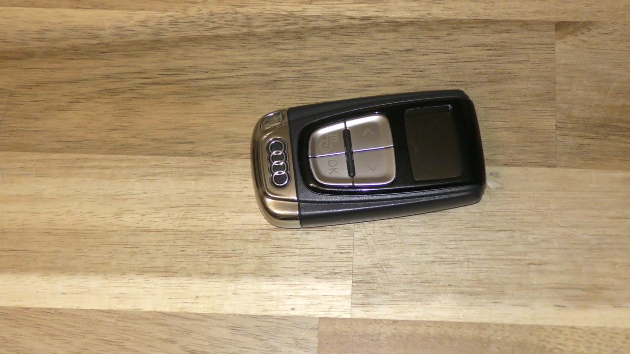 Audi A6 A7 4G 4H Remote Heater Start key fob battery replacement - EASY DIY