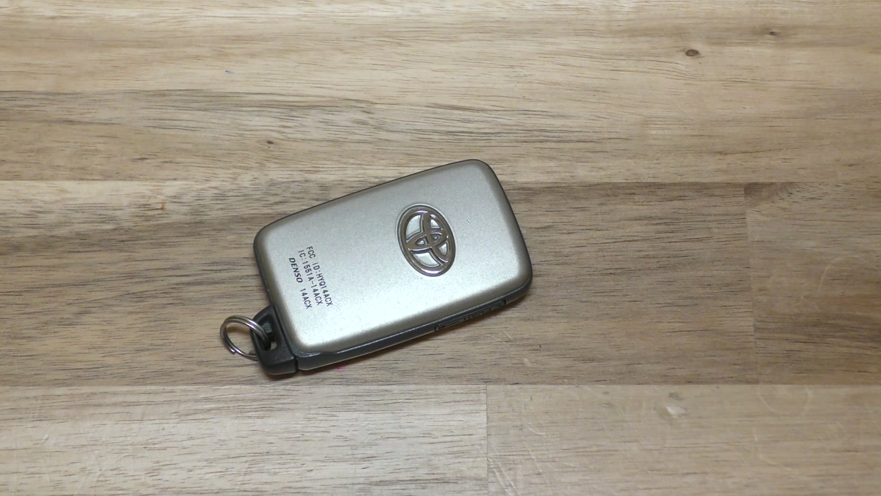 Toyota 4Runner Key fob battery replacement - EASY DIY
