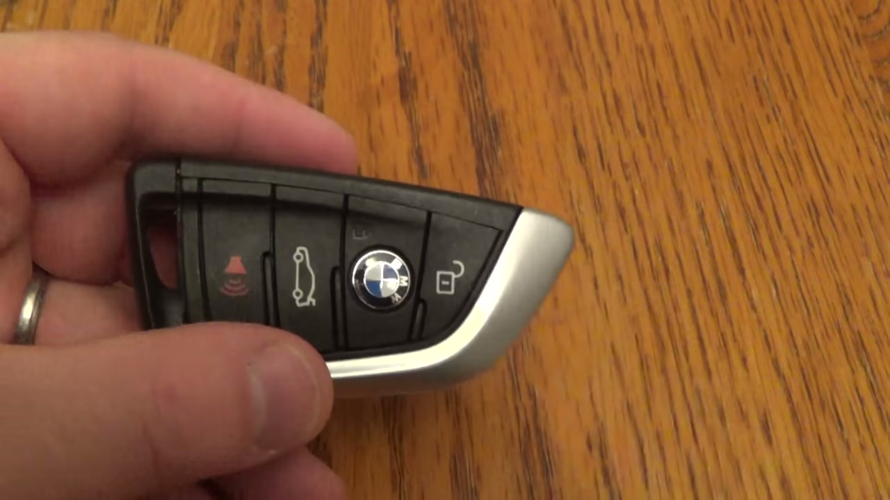 DIY BMW - How to change SmartKey Key fob Battery on BMW X3 X5 X6