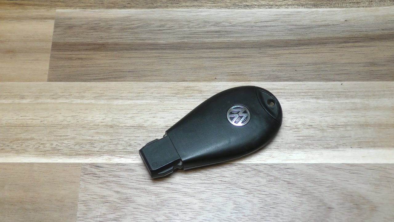 How to change the Battery in a VW Routan Key Fob - EASY DIY