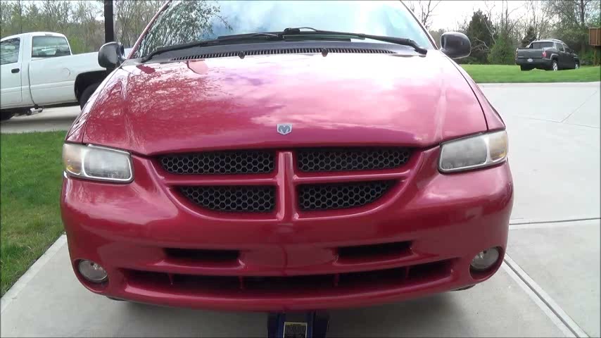 How to change the oil on a Dodge Caravan ⧸ Town and Country