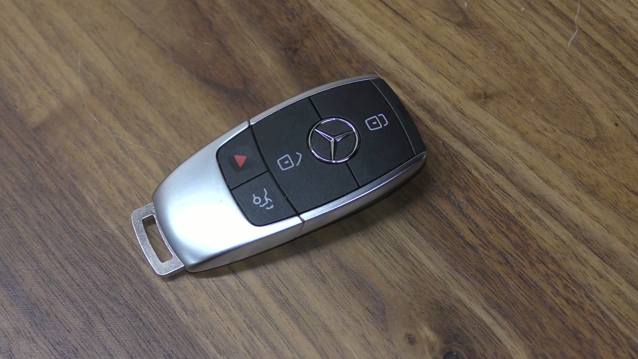 How to Change the a dead Battery for Mercedes Benz Key Fob