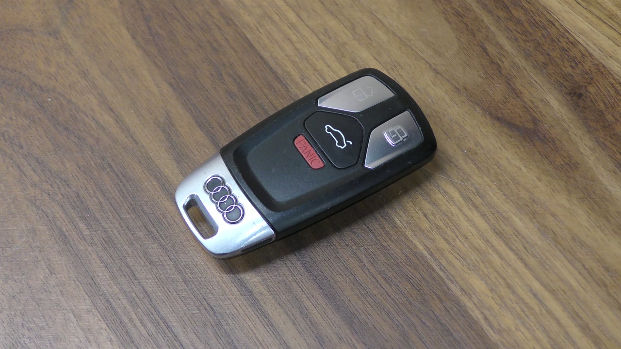 Audi Key Fob Remote Keyless Battery Change - HOW TO DIY