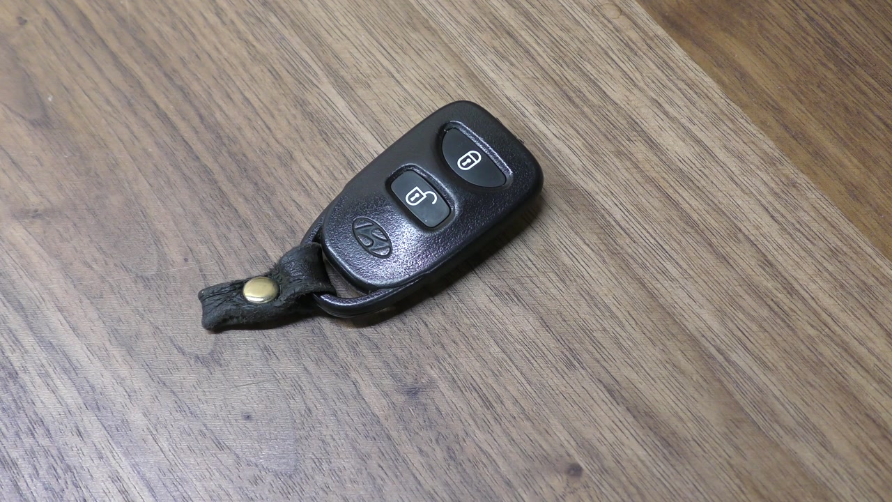 2008-2012 Hyundai Santa Fe Key Fob Battery Replacement - EASY DIY