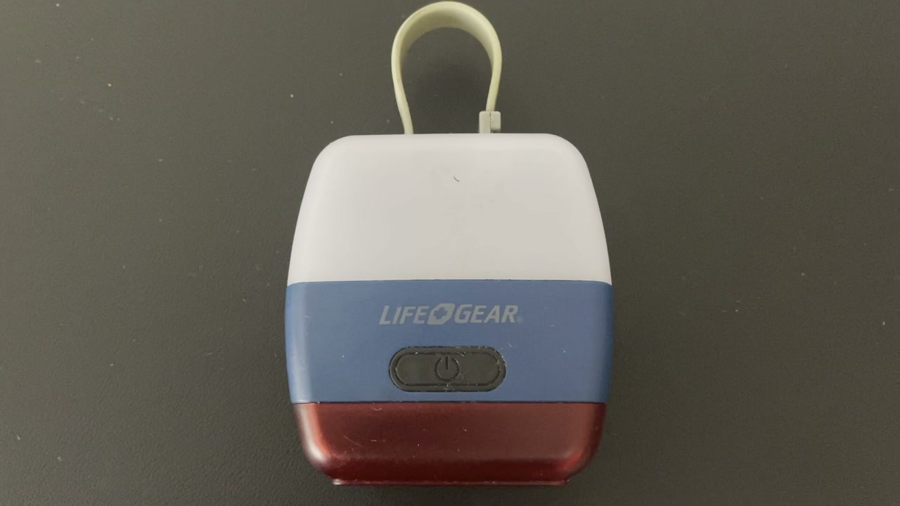 How to change the batteries LifeGear Glow Mini Series 41-3879 Multi Function Lantern 200 lumen
