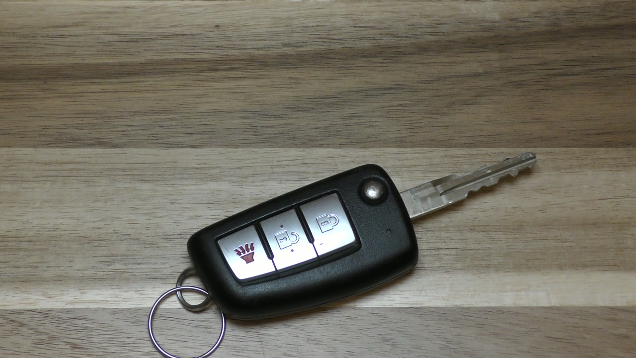 Nissan Rogue Key Fob Battery Replacement - DIY