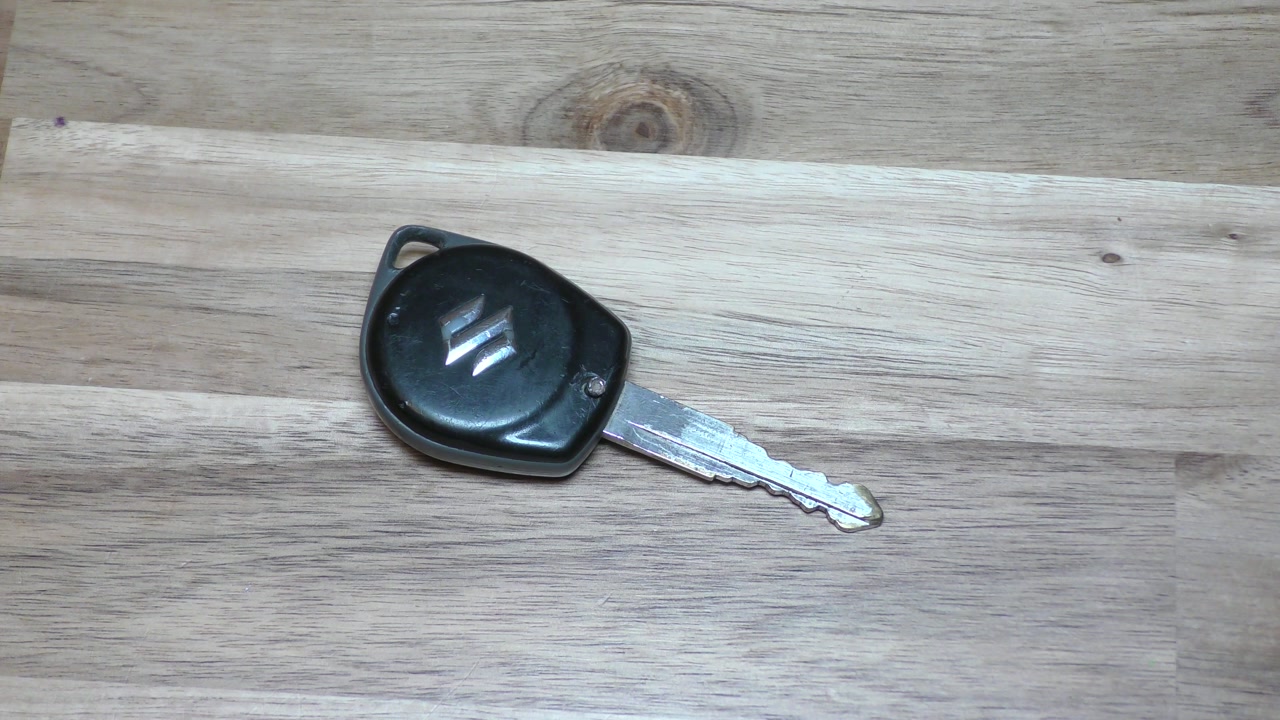 Replace Suzuki Key Battery - Swift Dzire SX4 Ritz Ertiga Grand Vitar