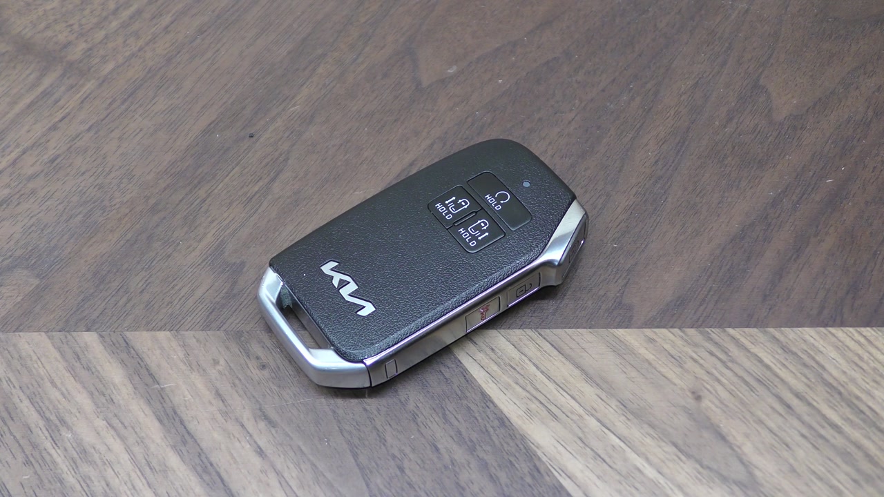Kia Carnival key fob battery replacement - EASY DIY
