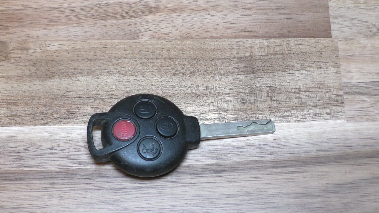 Mercedes Smart Car 450 451 Key Fob Battery Replacement - EASY DIY