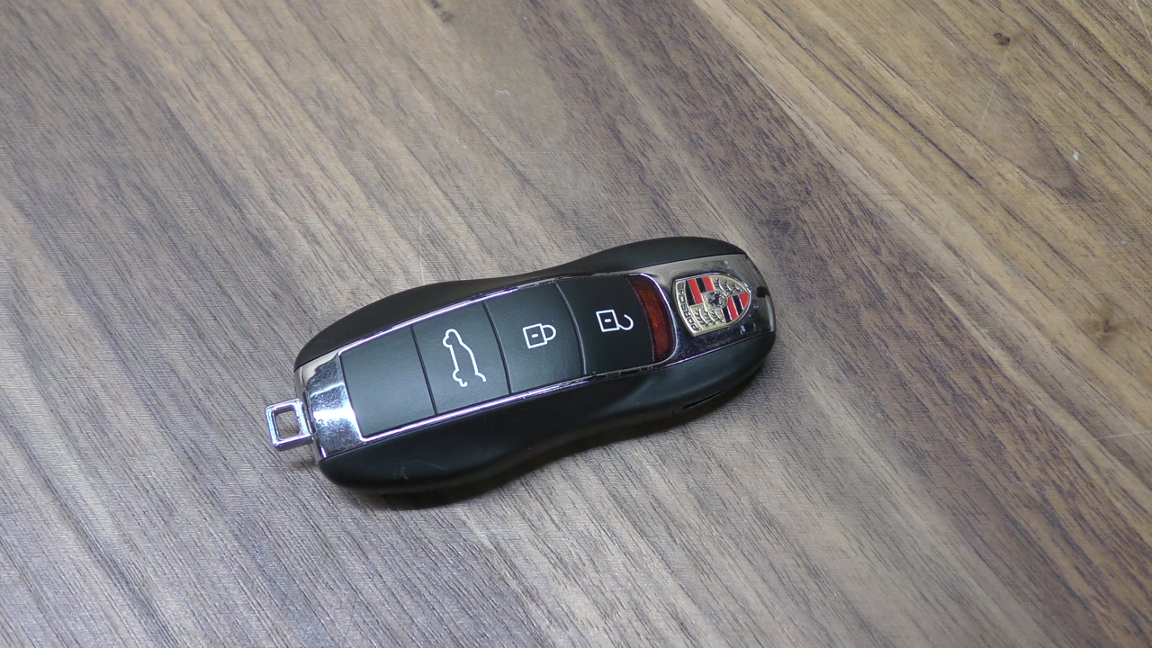 Porsche Macan ⧸ Cayenne Key Fob Battery Replacement - EASY DIY