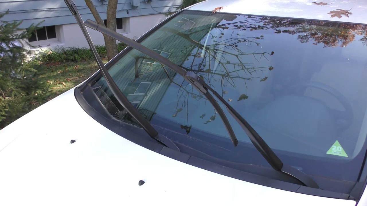 Windshield wiper blade replacement Honda ⧸ Lexus ⧸ Acura