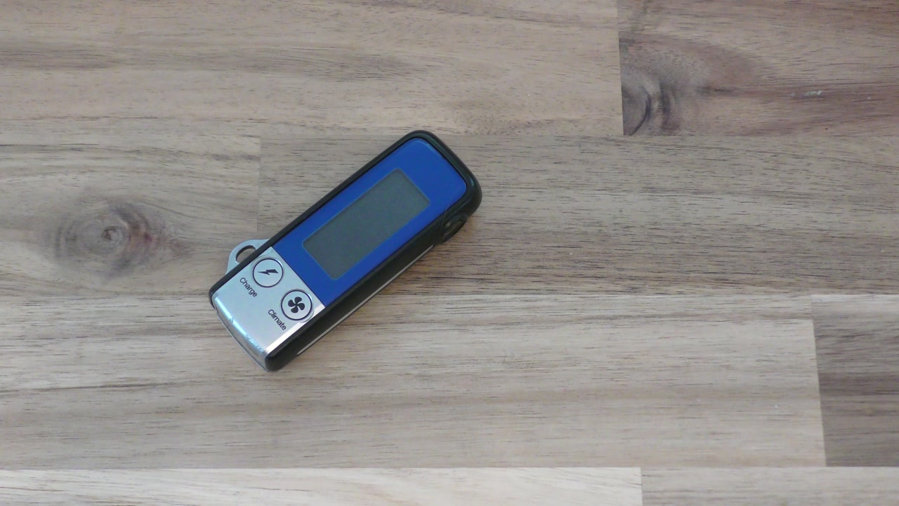 Honda Fit EV Key fob battery replacement - EASY DIY