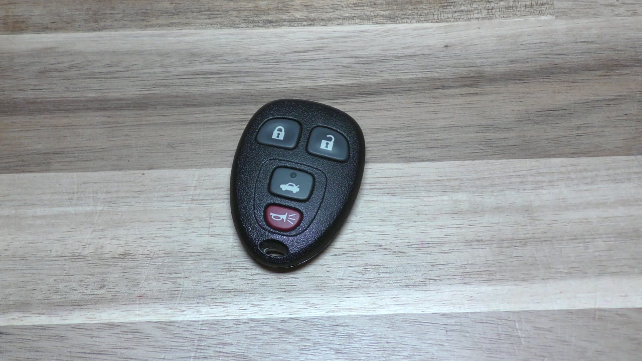 2006 - 2012 Chevy Cobalt ⧸ Malibu ⧸ Aura ⧸ Sky key fob battery replacement - EASY DIY
